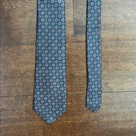 Kuppenheimer Blue and Pink Patterned Men's Tie - Picture 5 of 11